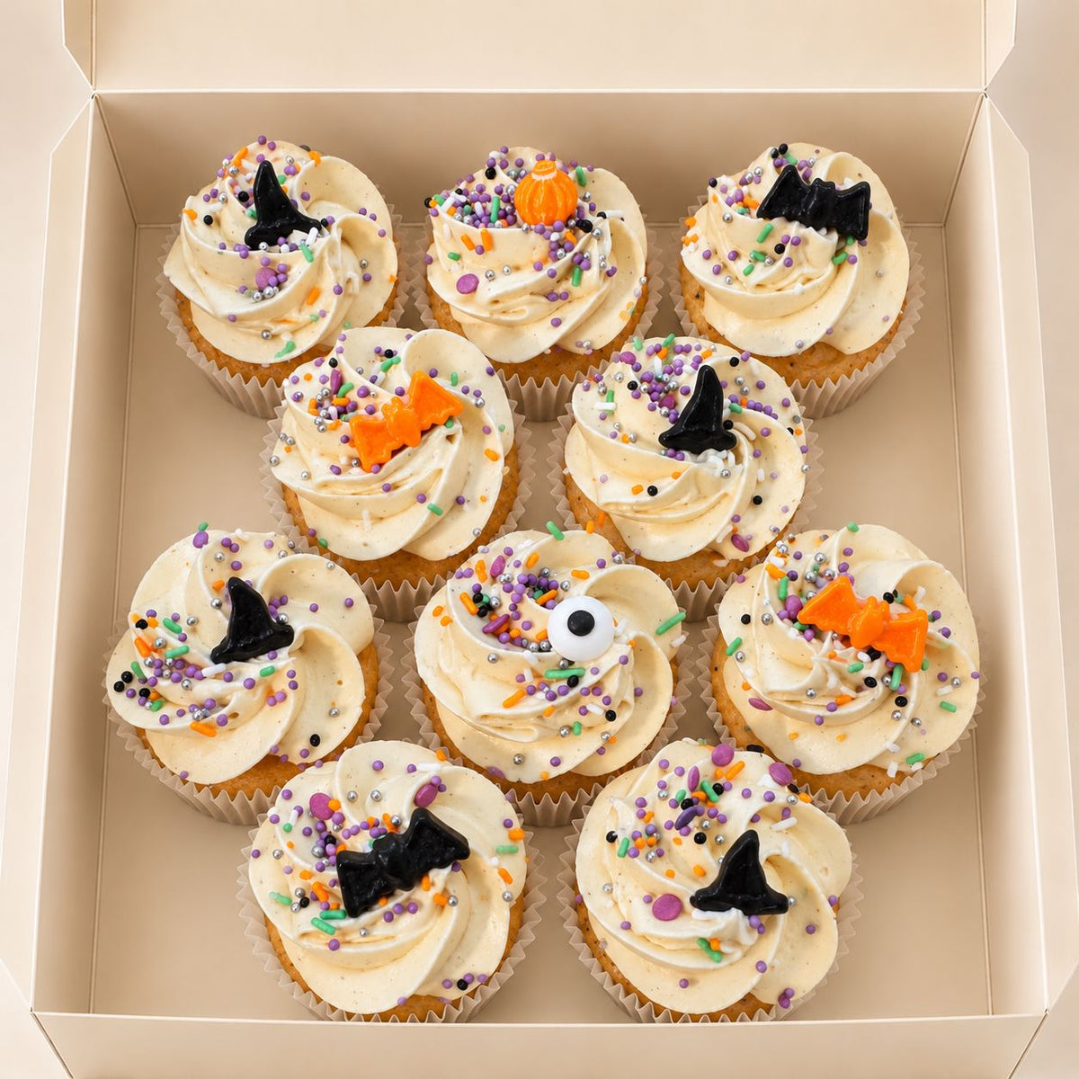 10 mini cupcakes vanille Halloween Mini cupcakes atilierdesgateaux.com 