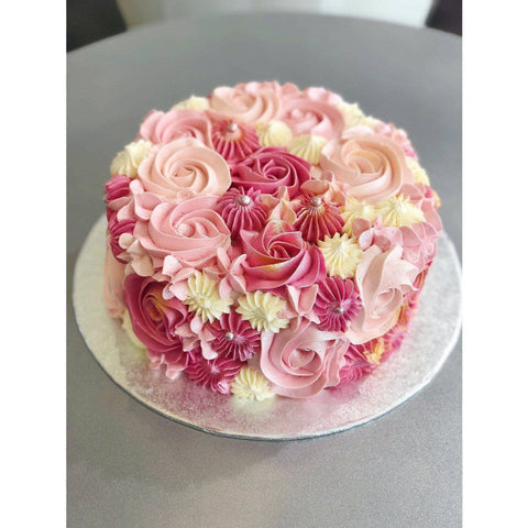 ATELIER LAYER CAKE "ROSETTES" Samedi 15 février 11h -13h30 Atelier atilierdesgateaux.com 