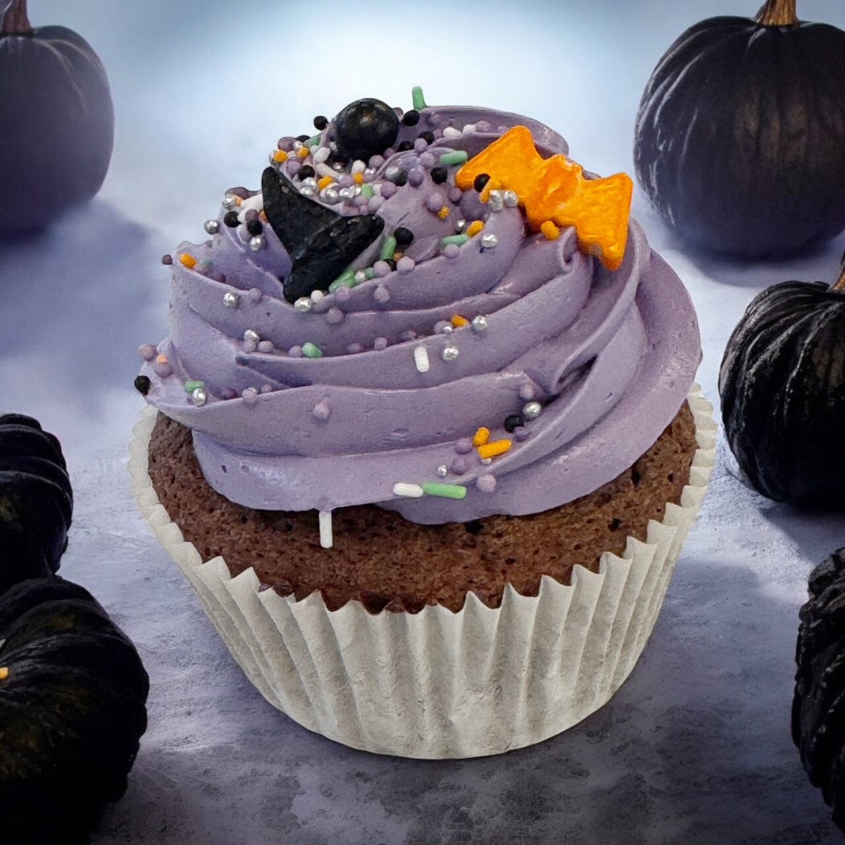 CUPCAKE HALLOWEEN VIOLET cupcake atilierdesgateaux.com 