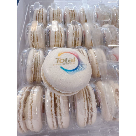 Macarons personnalisés MACARONS atilierdesgateaux.com 