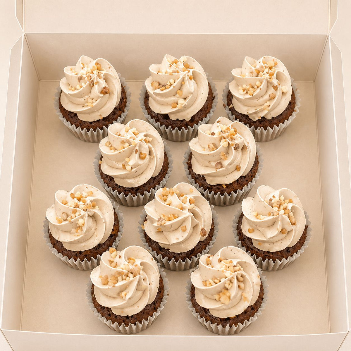CHOCOLAT CREME PRALINÉ Mini cupcakes atilierdesgateaux.com 