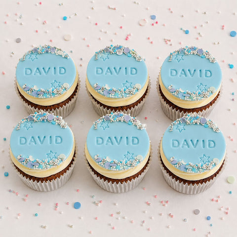 CUPCAKE DECORATION PRENOM PERSONNALISE cupcake atilierdesgateaux.com 