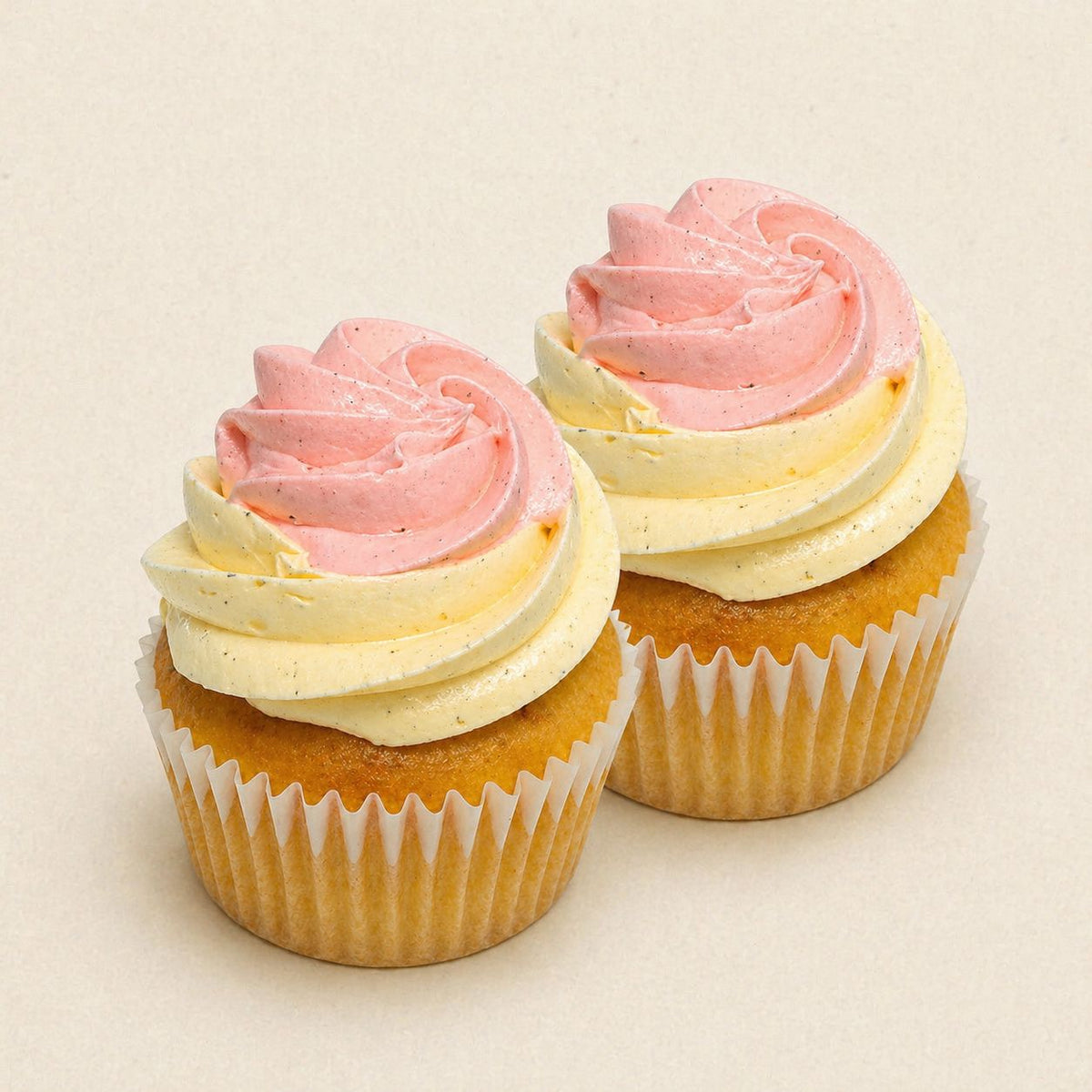 CUPCAKE VANILLE FRAMBOISE cupcake atilierdesgateaux.com 
