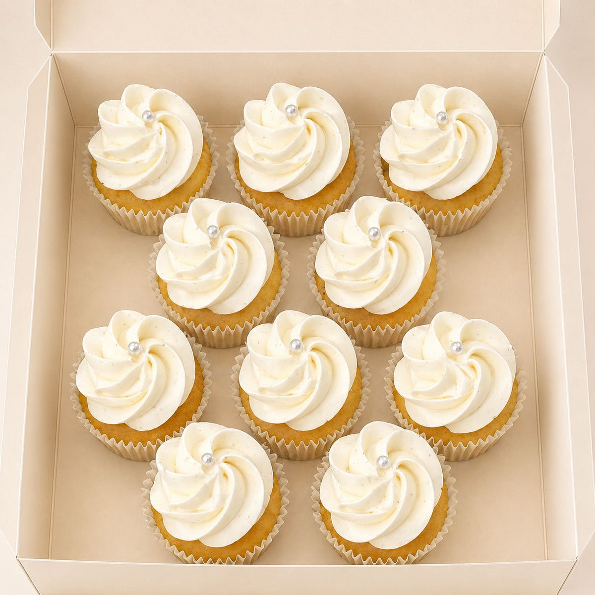 VANILLE Mini cupcakes atilierdesgateaux.com 