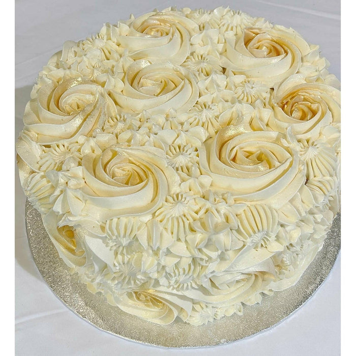 ROSETTE CAKE BLANC ET DORE atilierdesgateaux.com 
