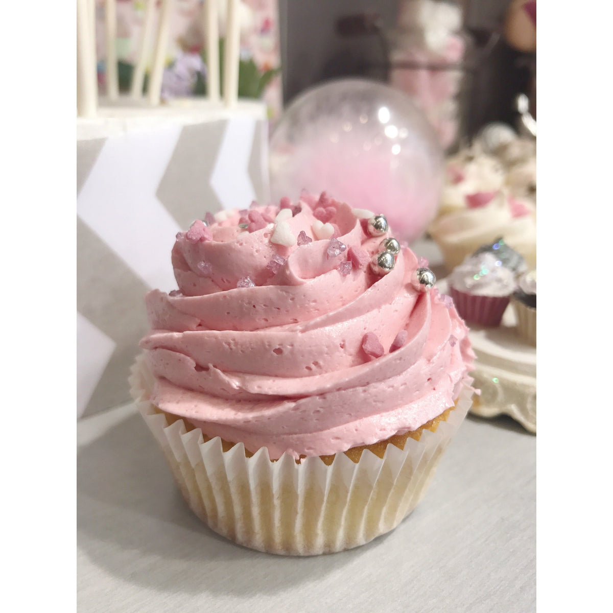 ATELIER CUPCAKES ET CAKE POPS Samedi 22 janvier 15h-17h Atelier atilierdesgateaux.com 